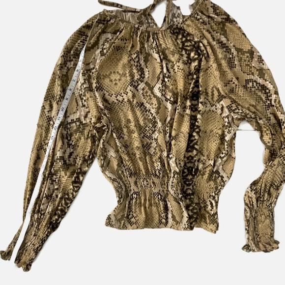 H&M Women’s Popover Snakeskin Print Blouse Top Size 4 Brown Tan EUC - Picture 11 of 12
